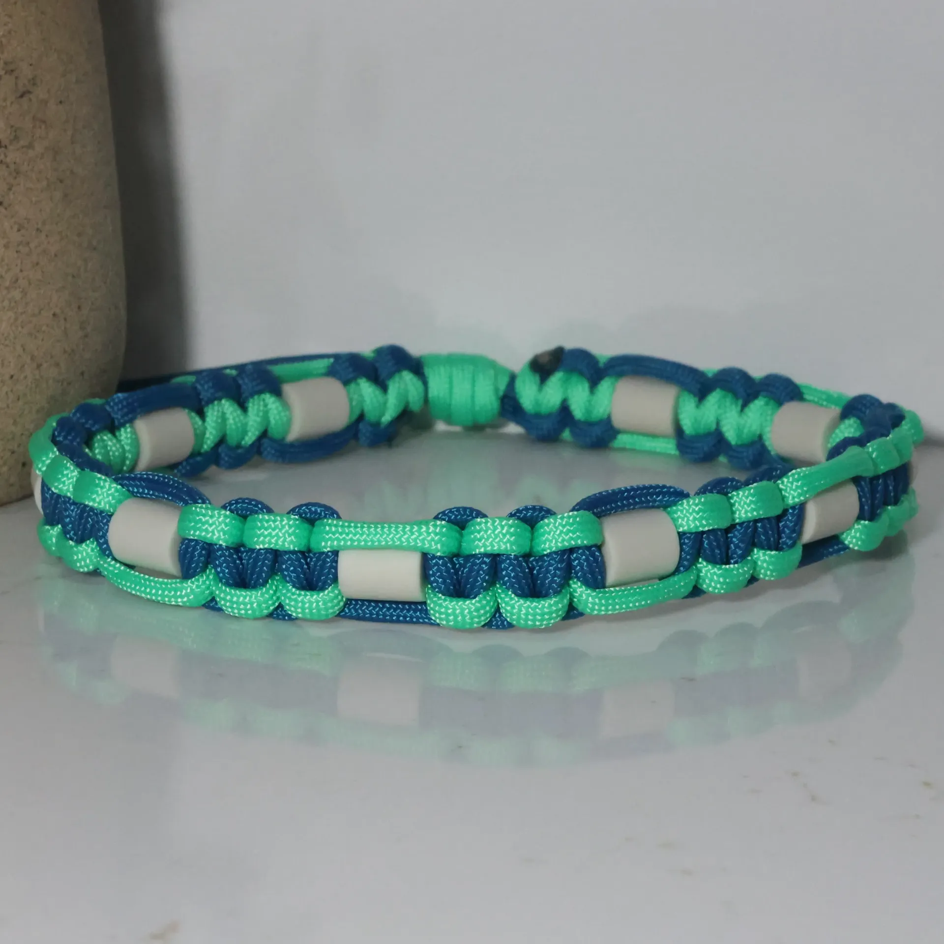 Collier EM Cobra (Bleu caraïbes et menthe)